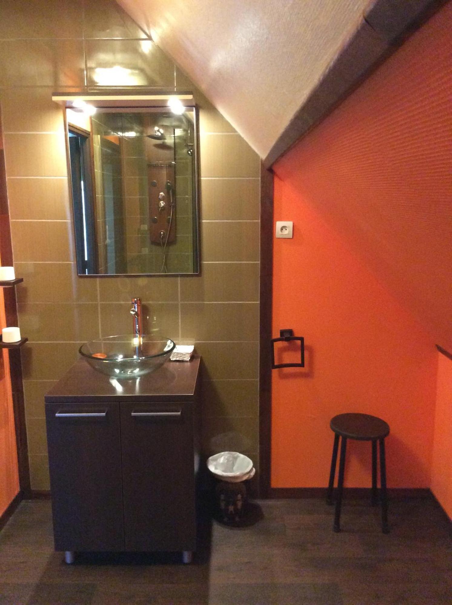 L Entre Deux Bed & Breakfast Champcey Room photo