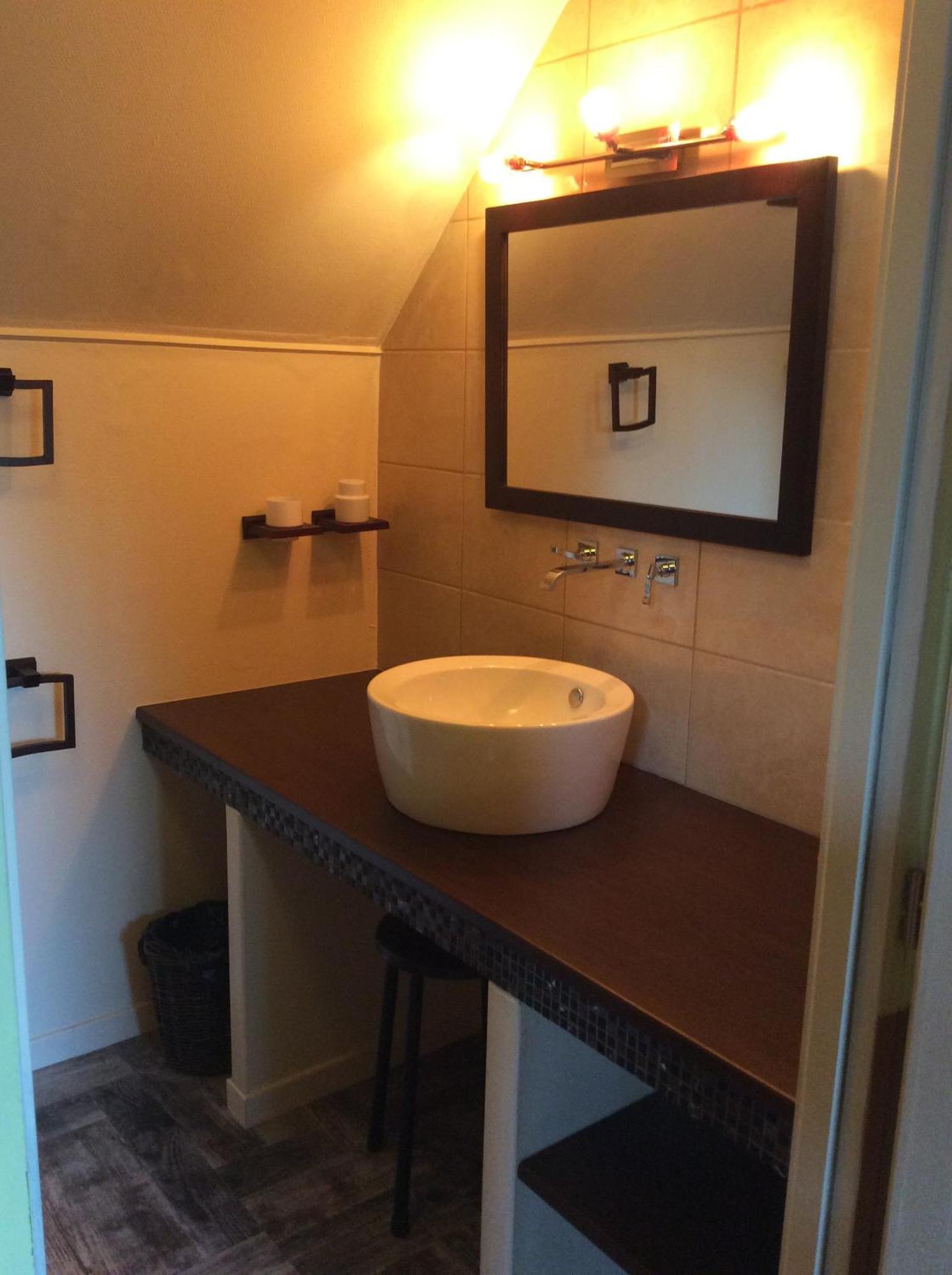 L Entre Deux Bed & Breakfast Champcey Room photo